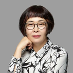 张越 (中国第一个女性访谈节目《半边天》主持人)
