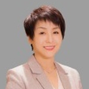 CANDY WENG (CHAIRMAN AND EXECUTIVE DIRECTOR, TANG PALACE (CHIAN) HOLDINGS LIMITED)