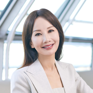 孙洁 Jane Sun (Chief Executive Officer at Trip.com Group Limited)